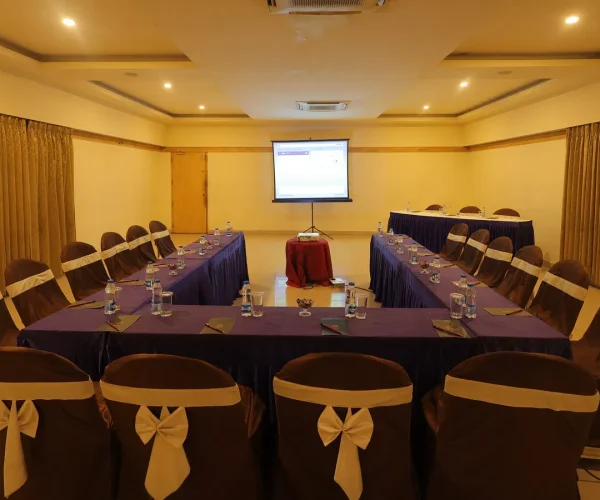Grand_Mansa_Hall_-_Copy_clxfy0